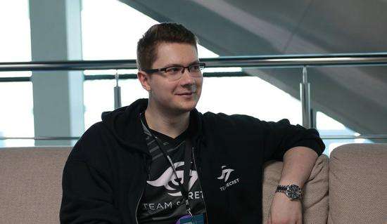 先用引用激 先用引用激